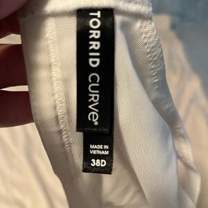 White Wire-Free Bra with Back Smoothing